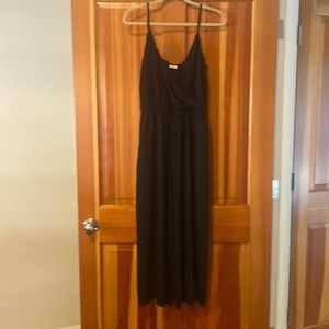 Aritzia Wilfred Black Cropped Palazzo Jumpsuit. Size Medium